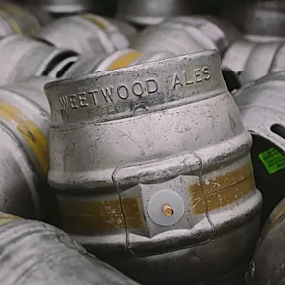 weetwood-ales-distillery-about-img_2 2 Weetwood Ales Keg